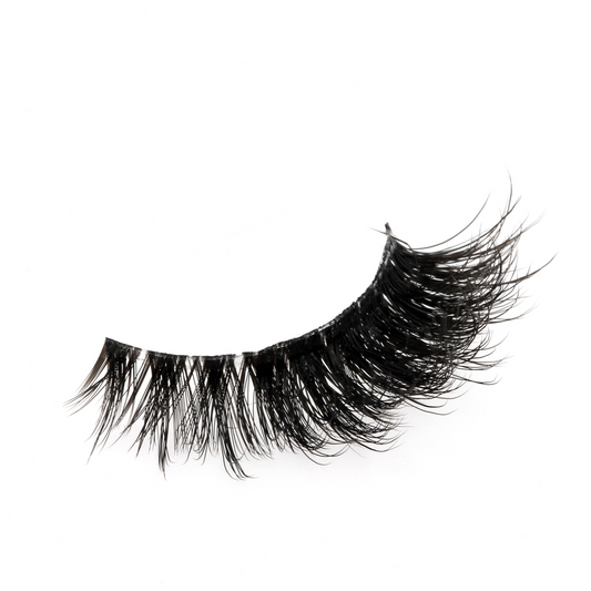 Mega volume strip lashes