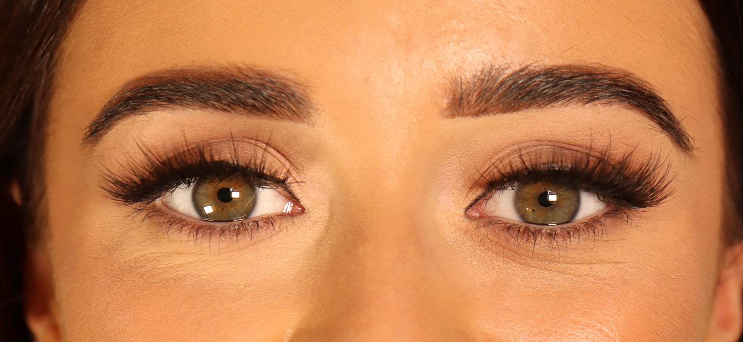 Thick strip lashes